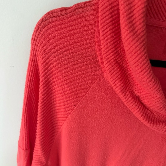 Member’s Mark Women’s Size L Cowl Neck Long Sleeve Coral Lounge Top- Stretchy! - Picture 5 of 7